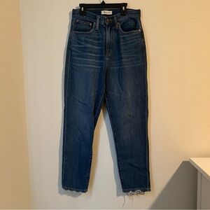 Madewell The Momjean Size 26 Medium Wash EUC Distressed Bottom Hems EUC
